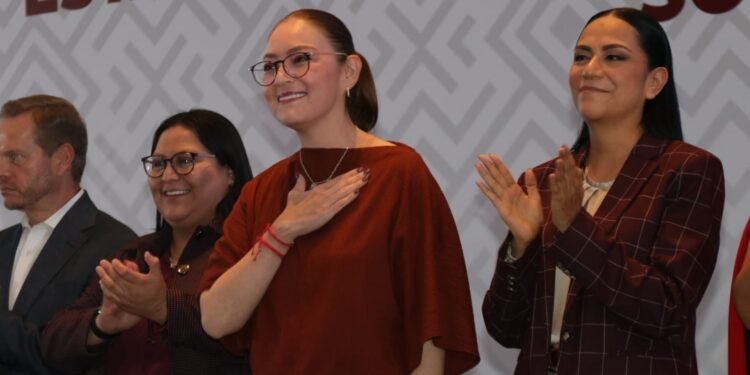 Vero Díaz gana encuesta de Morena y convoca a la unidad en Zacatecas